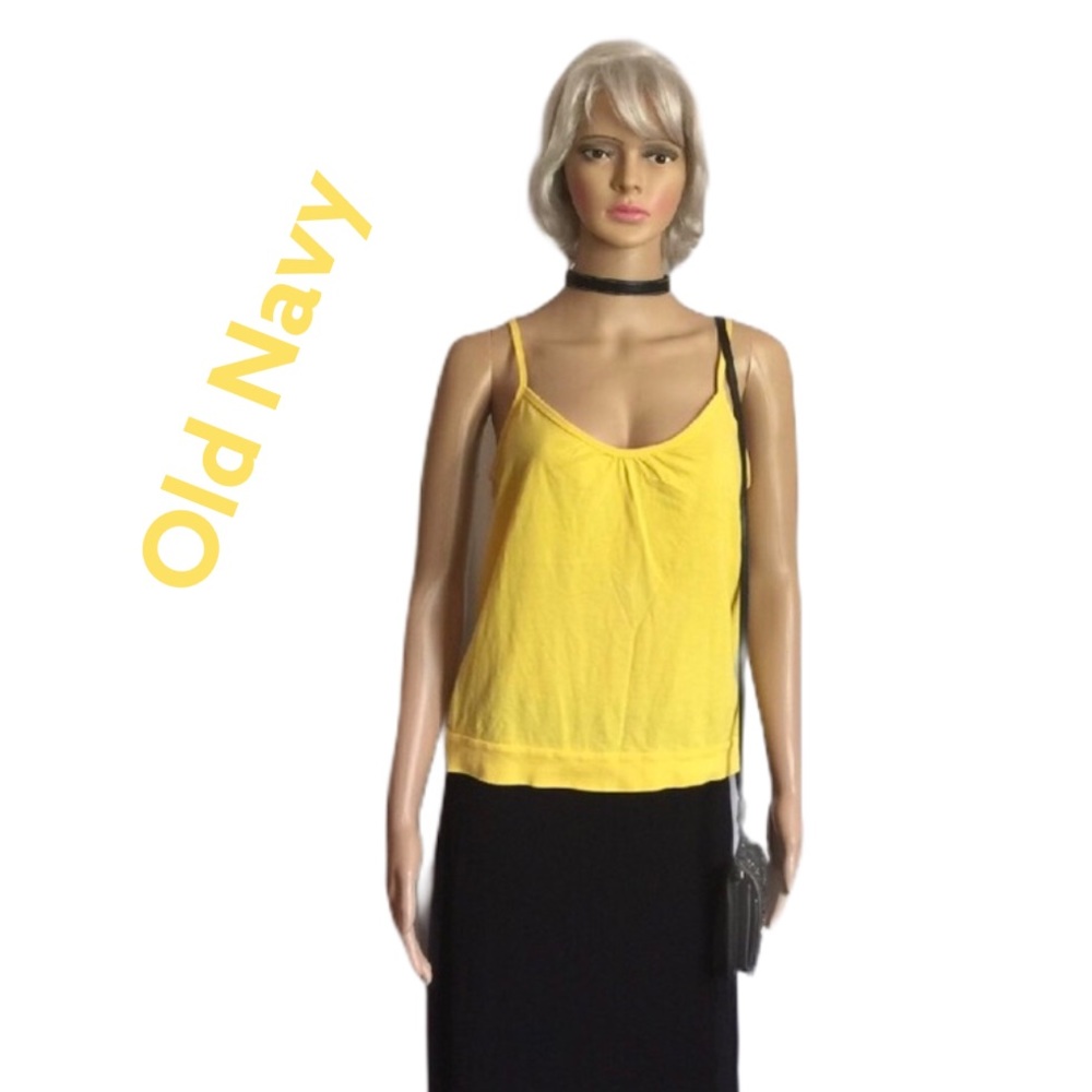 Adorable little spaghetti strap crop top s…